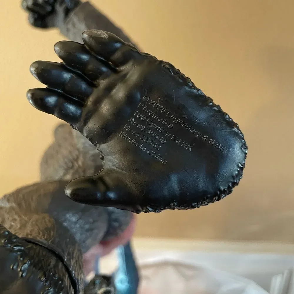 2020 Legendary King Kong and Godzilla Figure